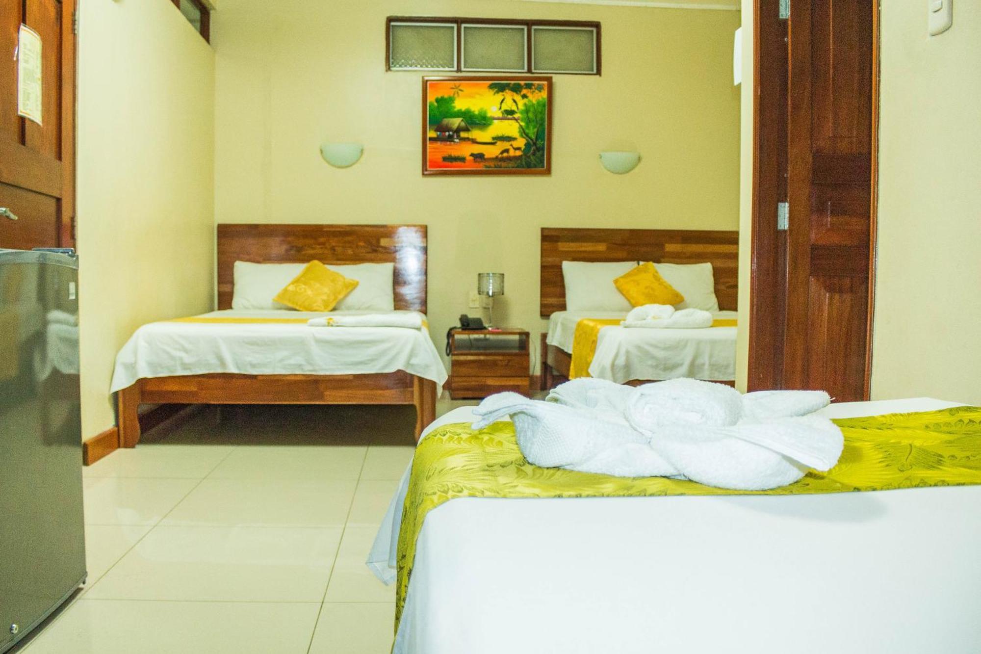 Hotel Golden Star Iquitos Esterno foto